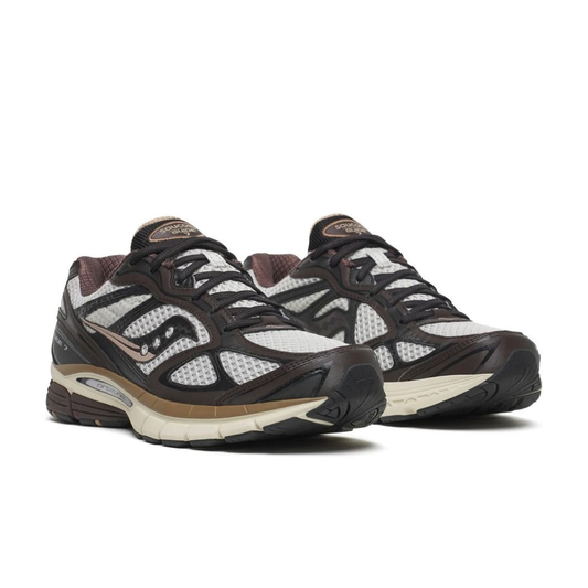 Saucony Progrid Guide 7 Sneakers in Quartz/Torte