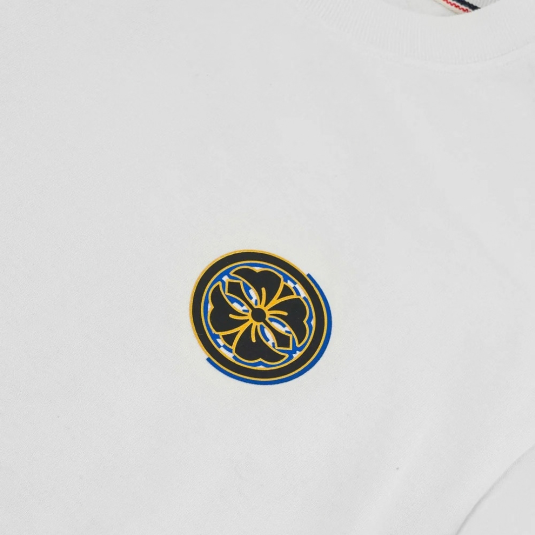 Evisu Flying Dragon Daicock T-Shirt in Off White