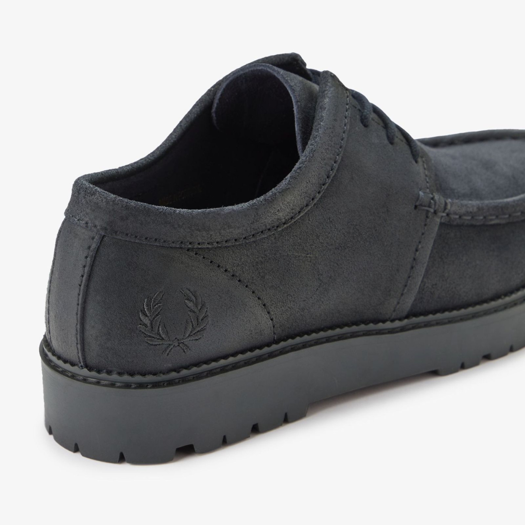 Fred Perry Kenney Low Waxed in Anchor Grey