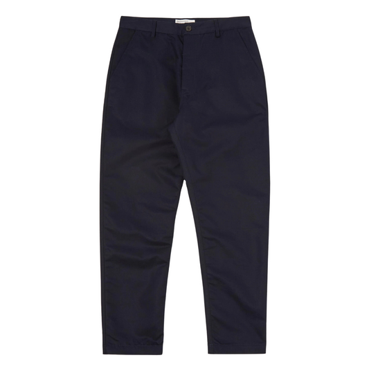 Universal Works Military Chino in Navy