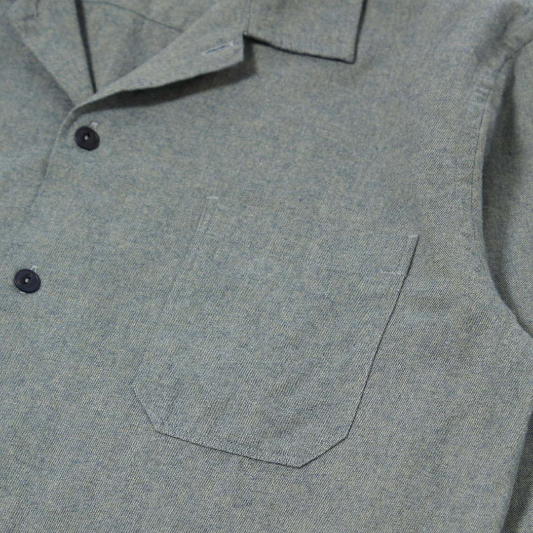 Universal Work Shirt in Navy