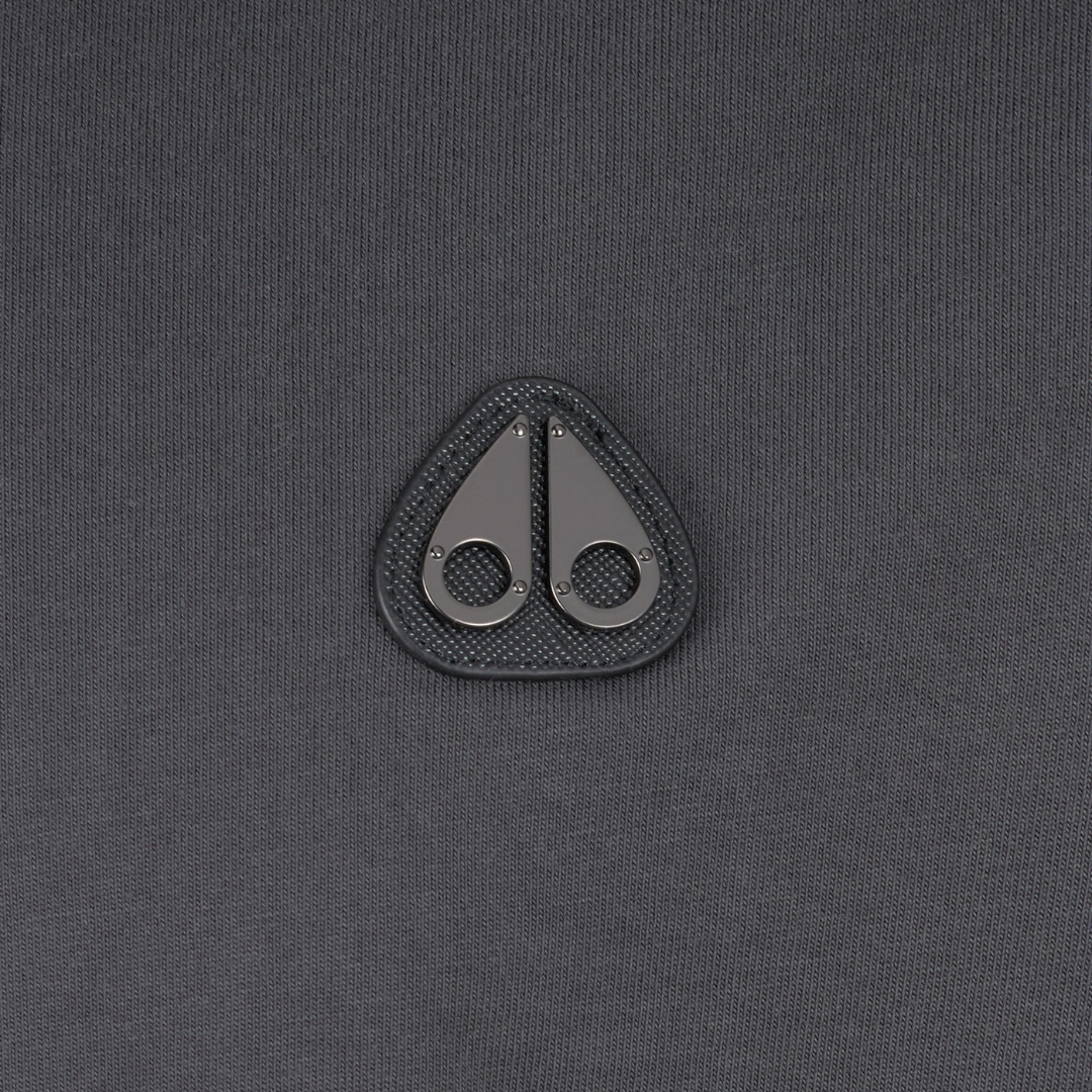 Moose Knuckles Crescent Tee in Cement