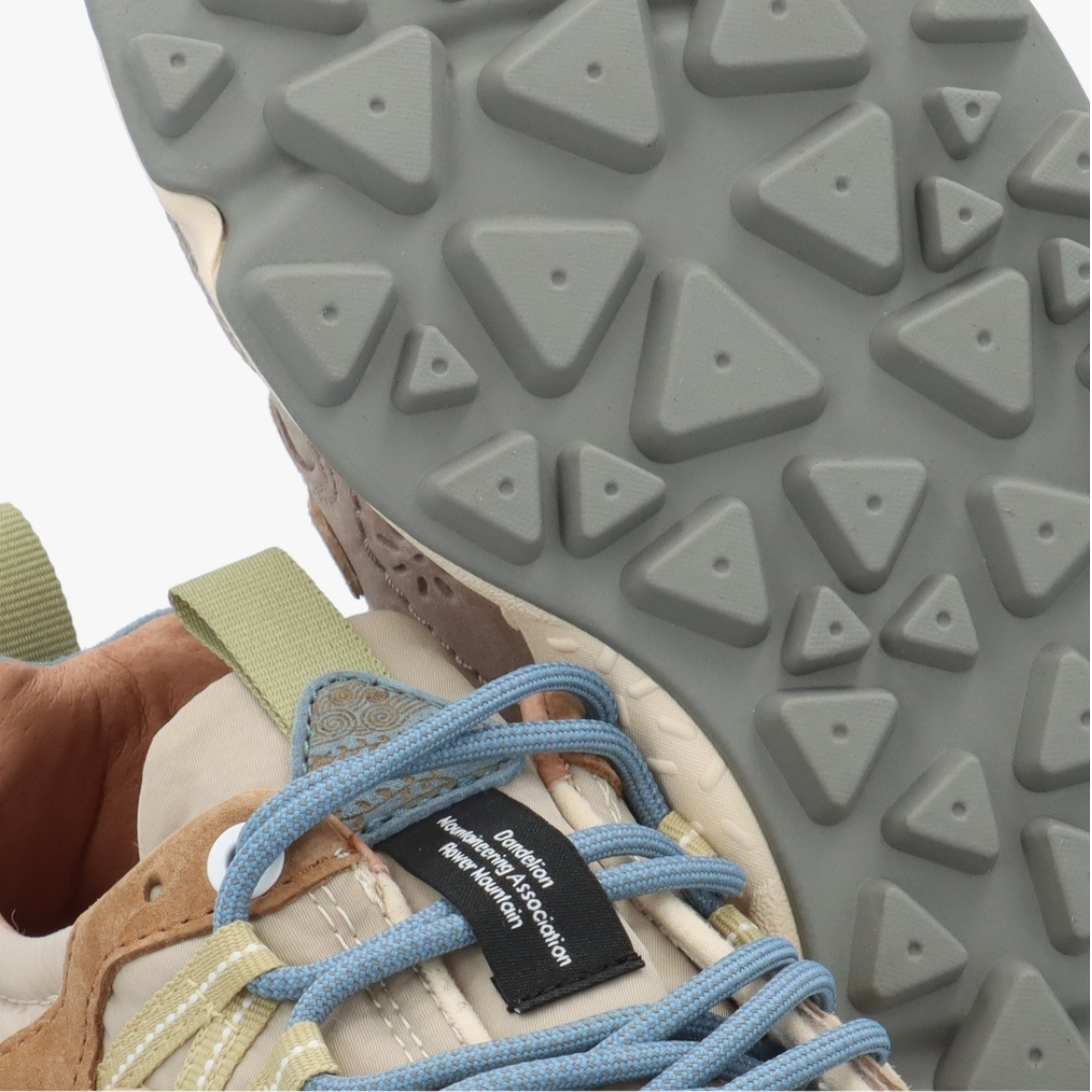 Flower Mountain Yamano 3 Taupe - Light Beige