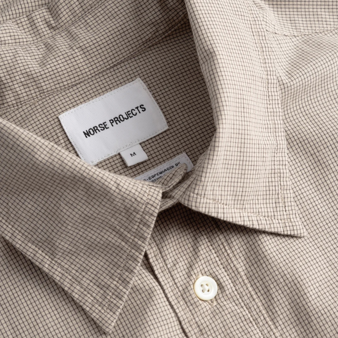 Chemise Micro Carreaux Kongshoved Norse Projects coloris avoine