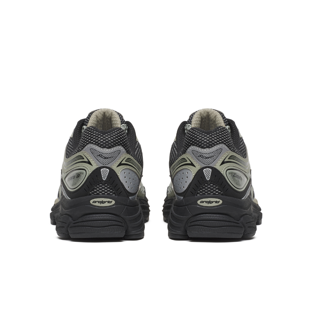 Saucony Progrid Omni 9 Sneaker in Sage/Black
