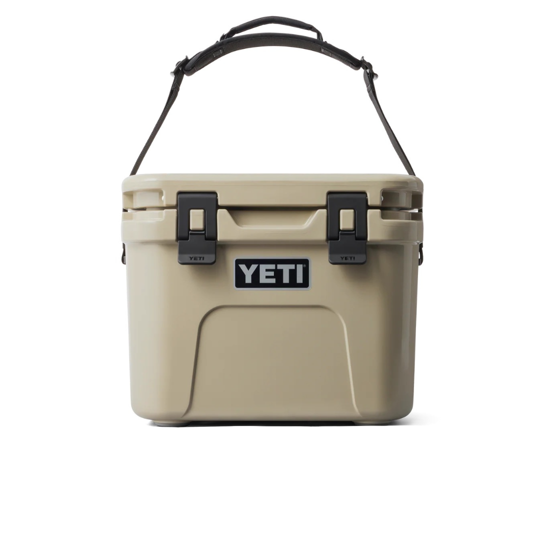 YETI Roadie 15 Cool Box in Tan