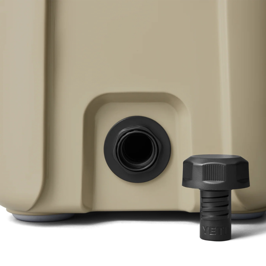 YETI Roadie 15 Cool Box in Tan