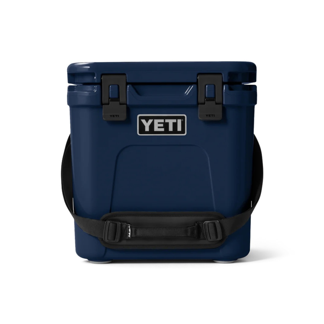 YETI Roadie 24 2.0 Cool Box in Navy