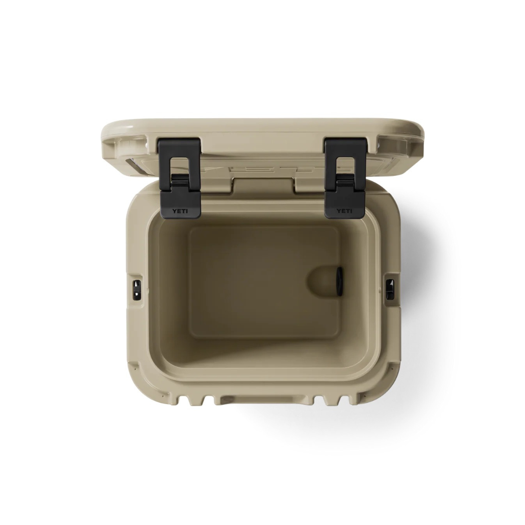 YETI Roadie 24 2.0 Cool Box in Tan