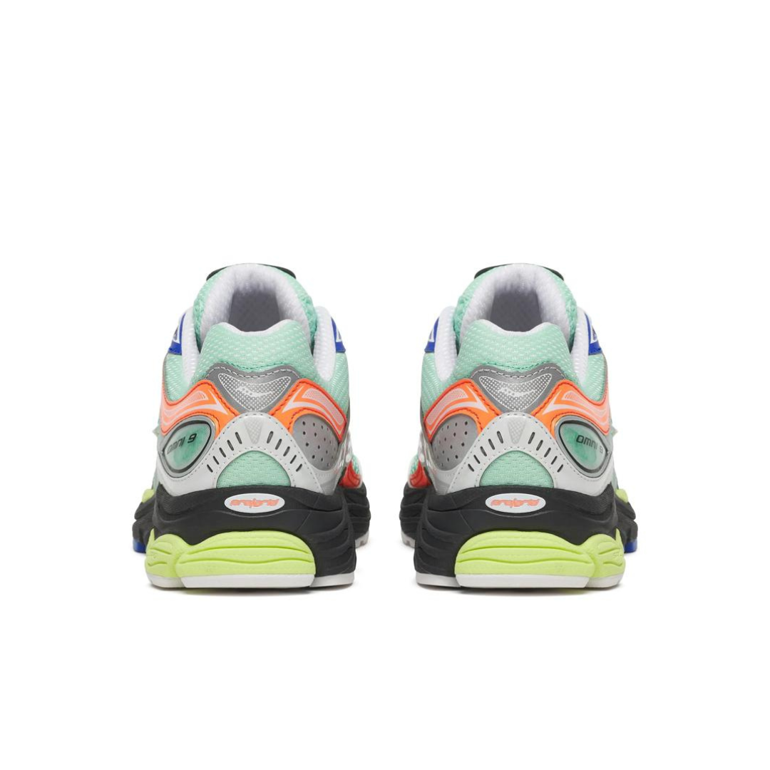 Saucony Progrid Omni 9 Sneakers in Mint/Multi