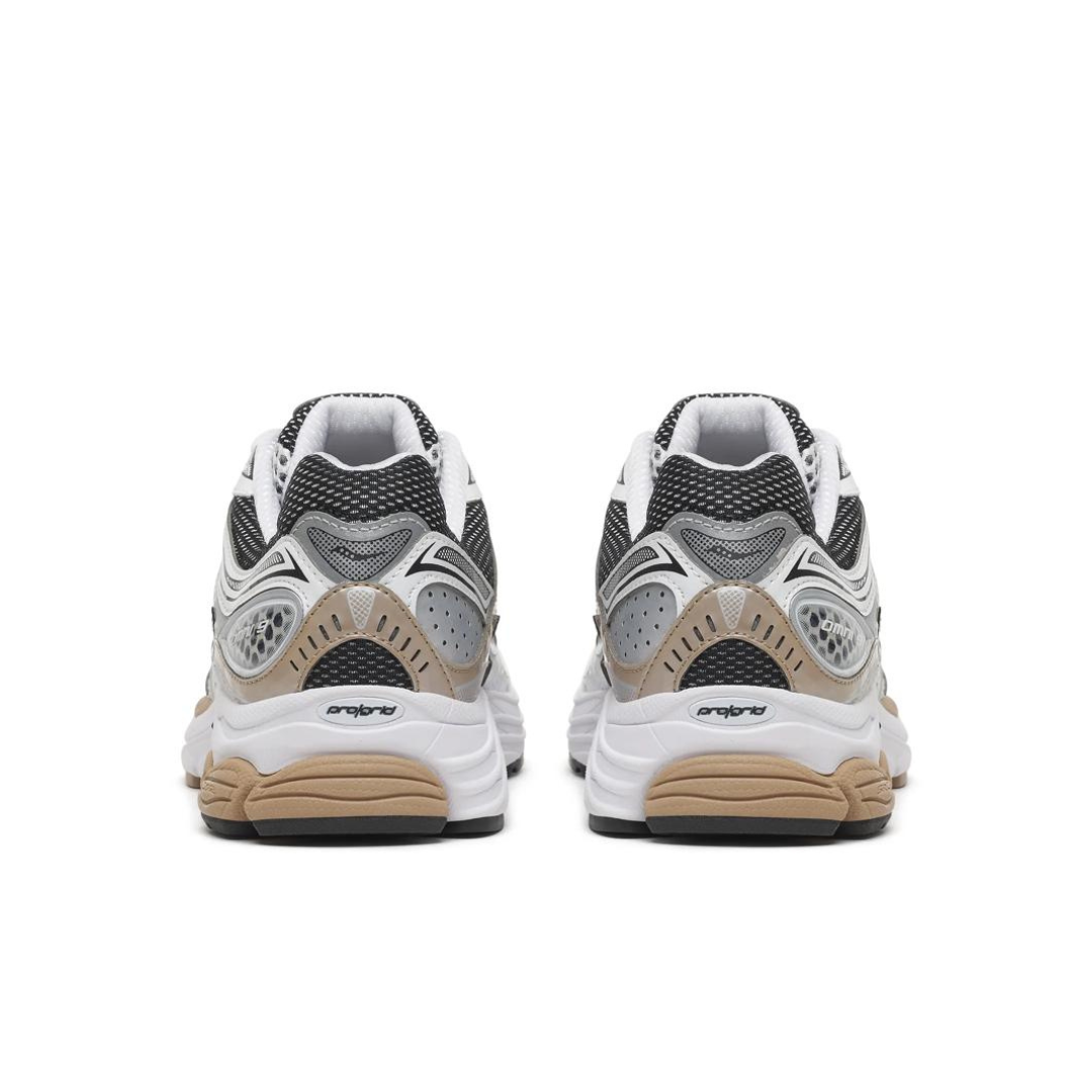 Saucony Progrid Omni 9 Sneakers in White/Saddle